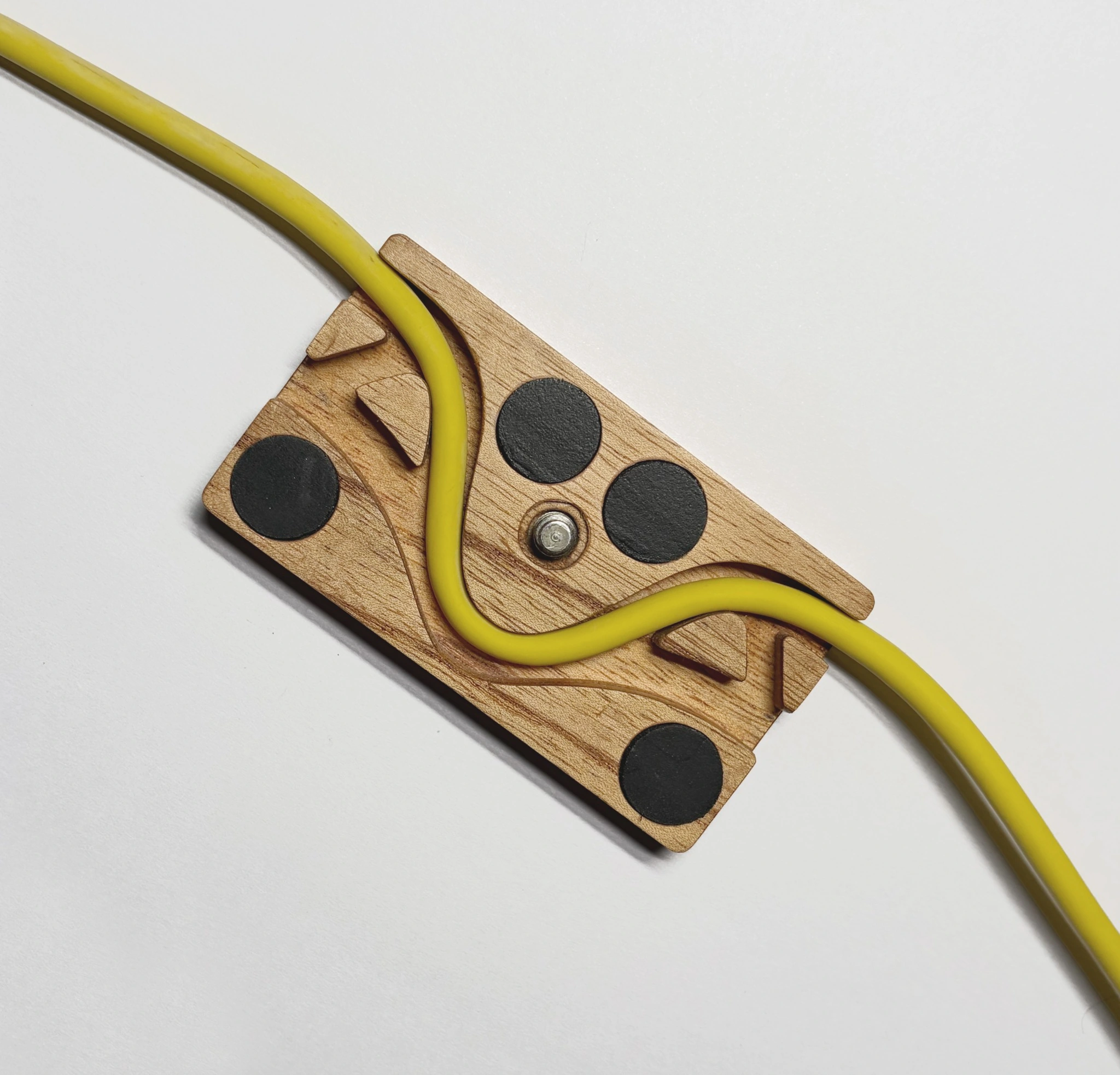 Accesorio Wood Grip de madera con cable de tether